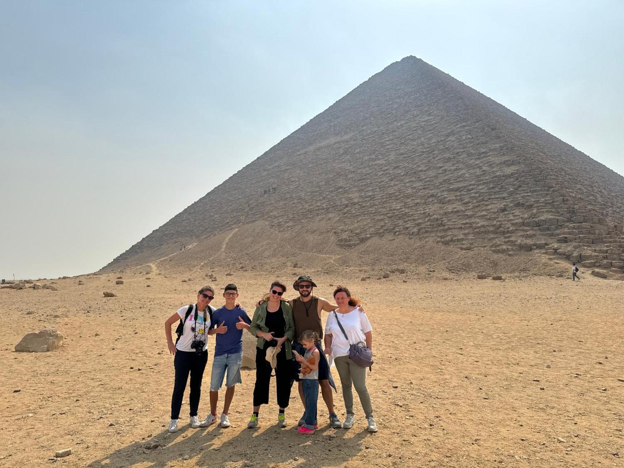 Unique Pyramids Boutique Inn Kafrat al Jabal ภายนอก รูปภาพ