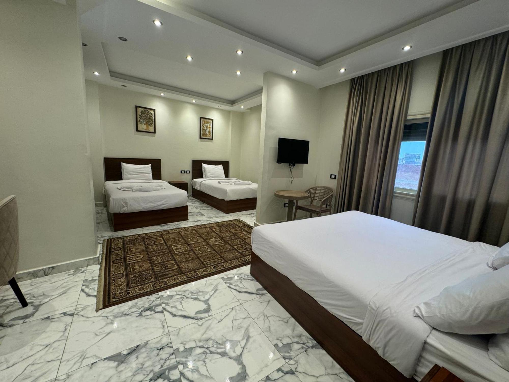 Unique Pyramids Boutique Inn Kafrat al Jabal ภายนอก รูปภาพ