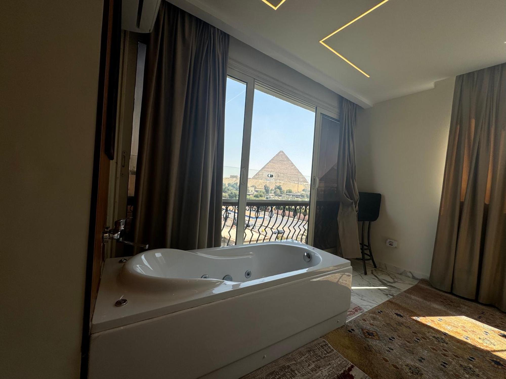 Unique Pyramids Boutique Inn Kafrat al Jabal ภายนอก รูปภาพ